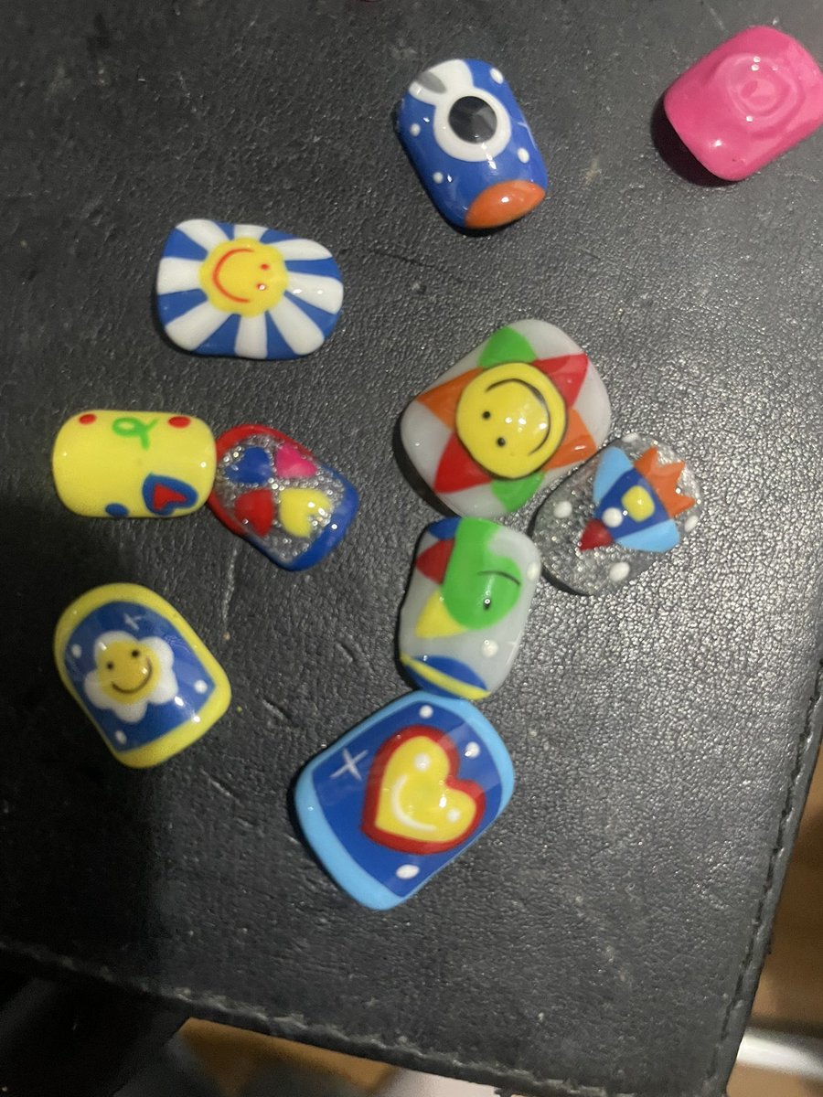 Aui Siyaphat tweet media