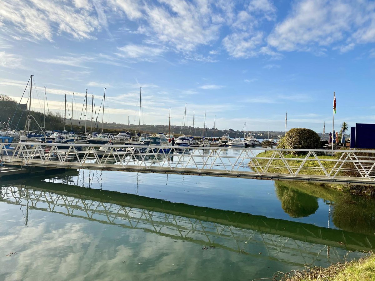 This morning’s 7.7m tide coupled with calm conditions. What a nice start to the week