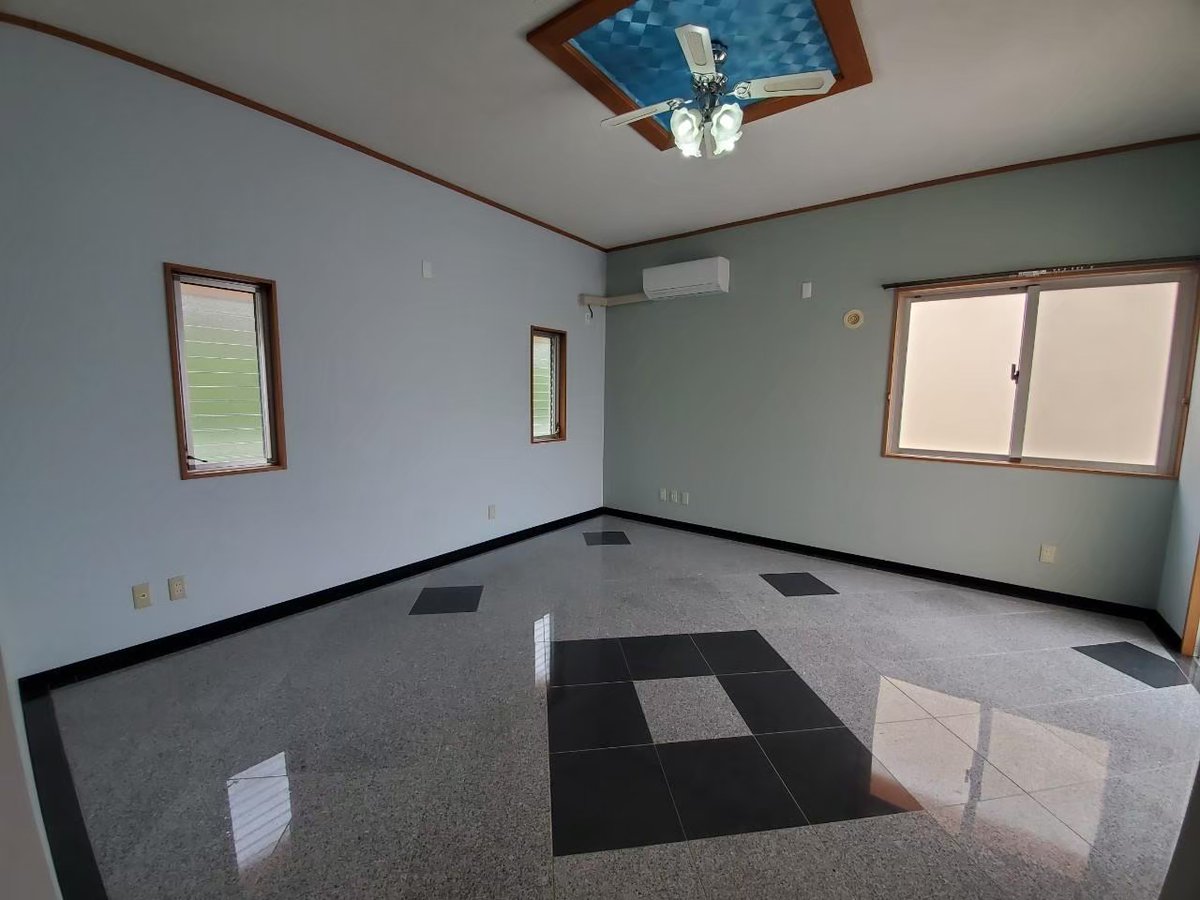 okinawanderer's tweet photo. Okistyle Weekly Housing Pick Up!!

¥200,000 (Neg.)  Available 2 [Uruma Area] by Star Housing

https://t.co/hHAWYgEcTC

#okinawa #housing #realestate #house #rent #forrent #apartment #mansion #condominium #rotation #station #moving #PCS #okistyle #okinawanderer #vacation https://t.co/v3cfQka8DS