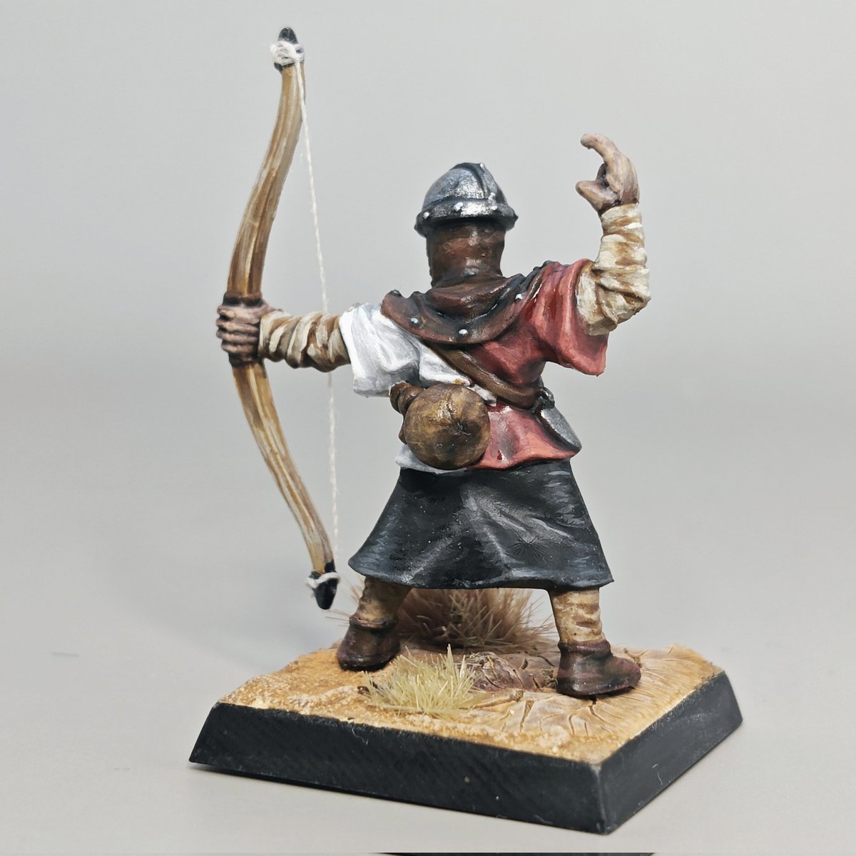 Bretonnian Peasant Archer for the Errantry!
.
.
.
#bretonnia #warhammercommunity #warhammer #warhammerfantasy #gamesworkshop #theoldworld