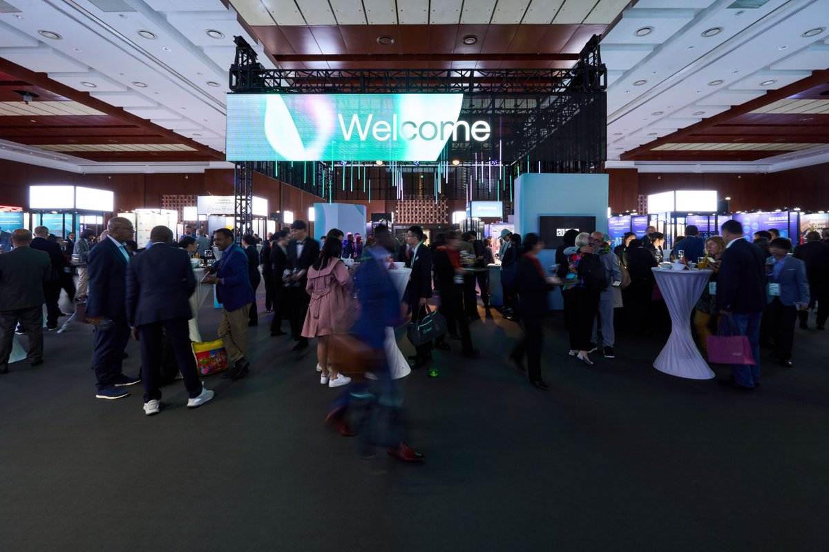 📢 Fintechs, it's time! You can now book your exhibition space at Discover for #Sibos 2025 Frankfurt. Be part of the next frontiers of global finance.
okt.to/H52aGA