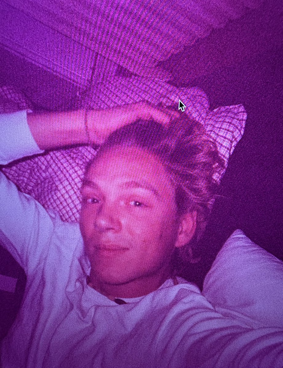 Our new single "Co-Star" out Friday! Sign up for our newsletter and listen to the Original Demo Version of the song today ⇢⇢ whensaintsgomachine.com  

I swear you’ll be surprised on Friday—if not, forever hold your peace💋