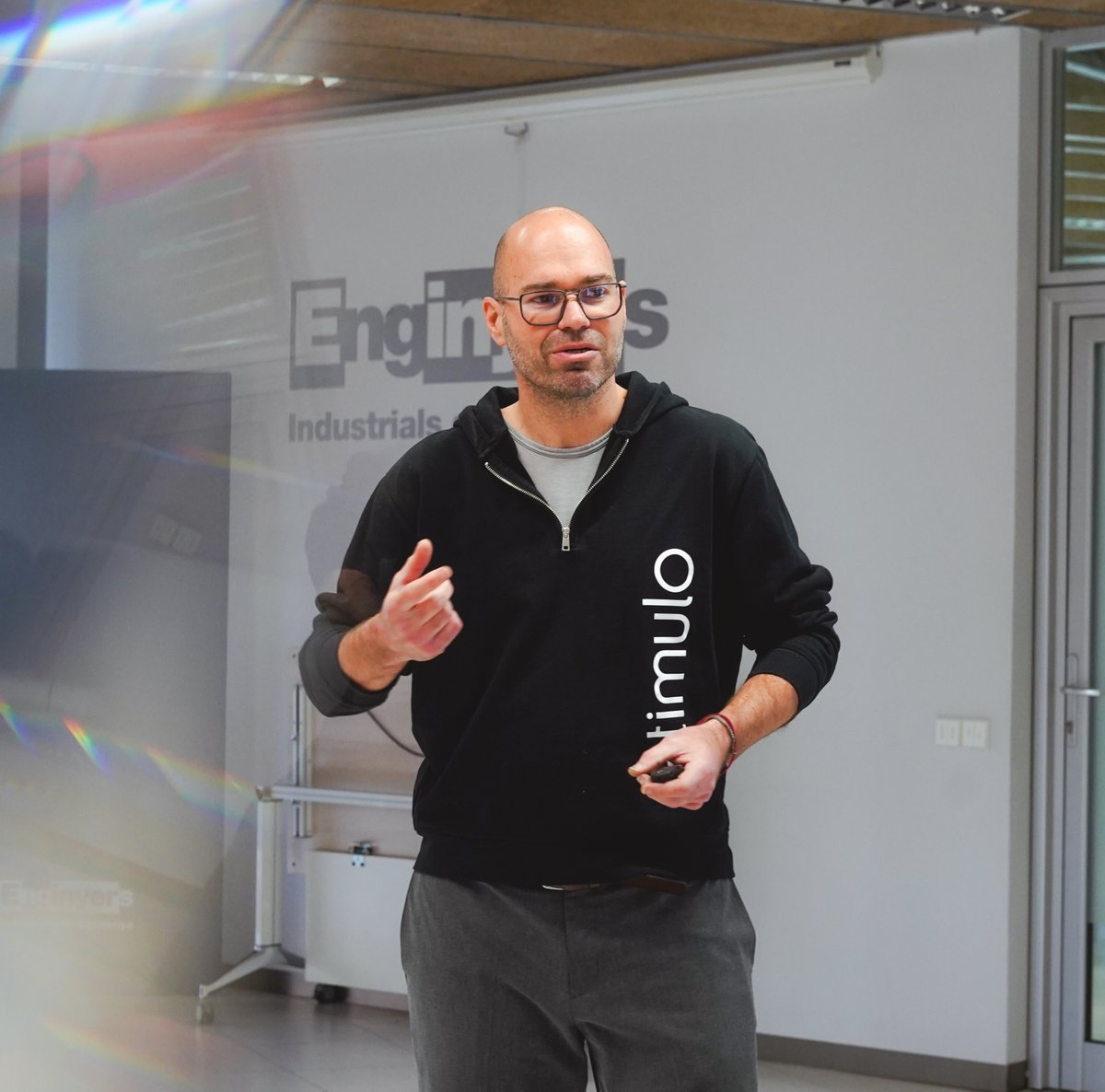 Stimulo Design Agency tweet media