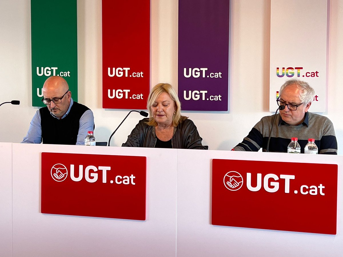 🔴 Presentació de l'estudi  "Prospecció sobre riscos psicosocials, estrès i Burnout en el sector sanitari de Catalunya"📃

➡️ Reyes Solaz, secretària nacional🗣️: "El 38% dels treballadors i treballadores del sector sanitari pateixen símptomes d'estrès i burnout a Catalunya."