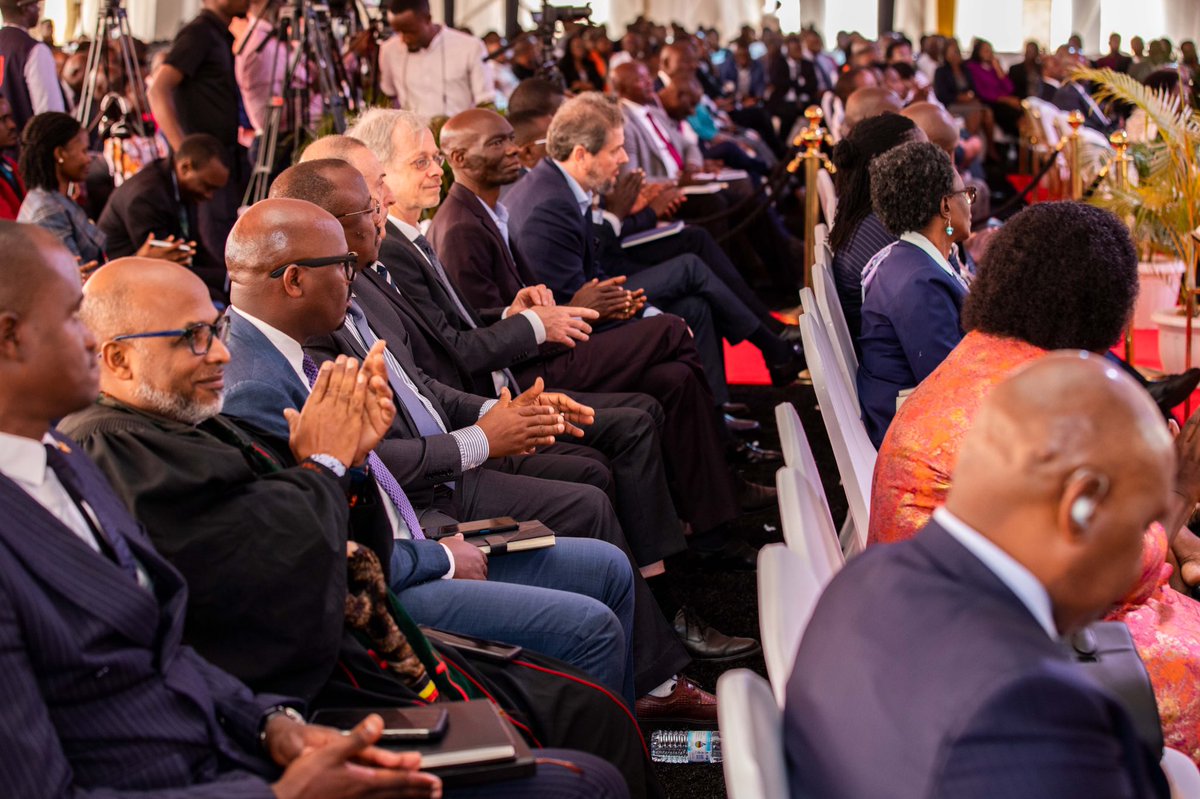 BlackMambaso's tweet image. #TheBigSwitch