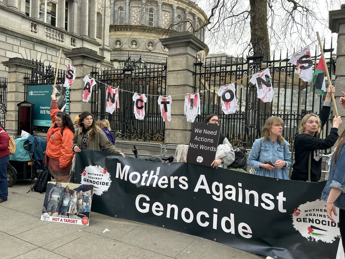 Ivana Bacik (@ivanabacik) on Twitter photo Outside Leinster House this morning with <a href="/NoG3nocide/">Mothers Against G3nocide</a> on peaceful vigil to express #SolidarityWithGaza
<a href="/IrePalestine/">Embassy of the State of Palestine to Ireland</a>
Very concerned to hear of Garda tactics earlier. Outside Leinster House this morning with <a href="/NoG3nocide/">Mothers Against G3nocide</a> on peaceful vigil to express #SolidarityWithGaza
<a href="/IrePalestine/">Embassy of the State of Palestine to Ireland</a>
Very concerned to hear of Garda tactics earlier.