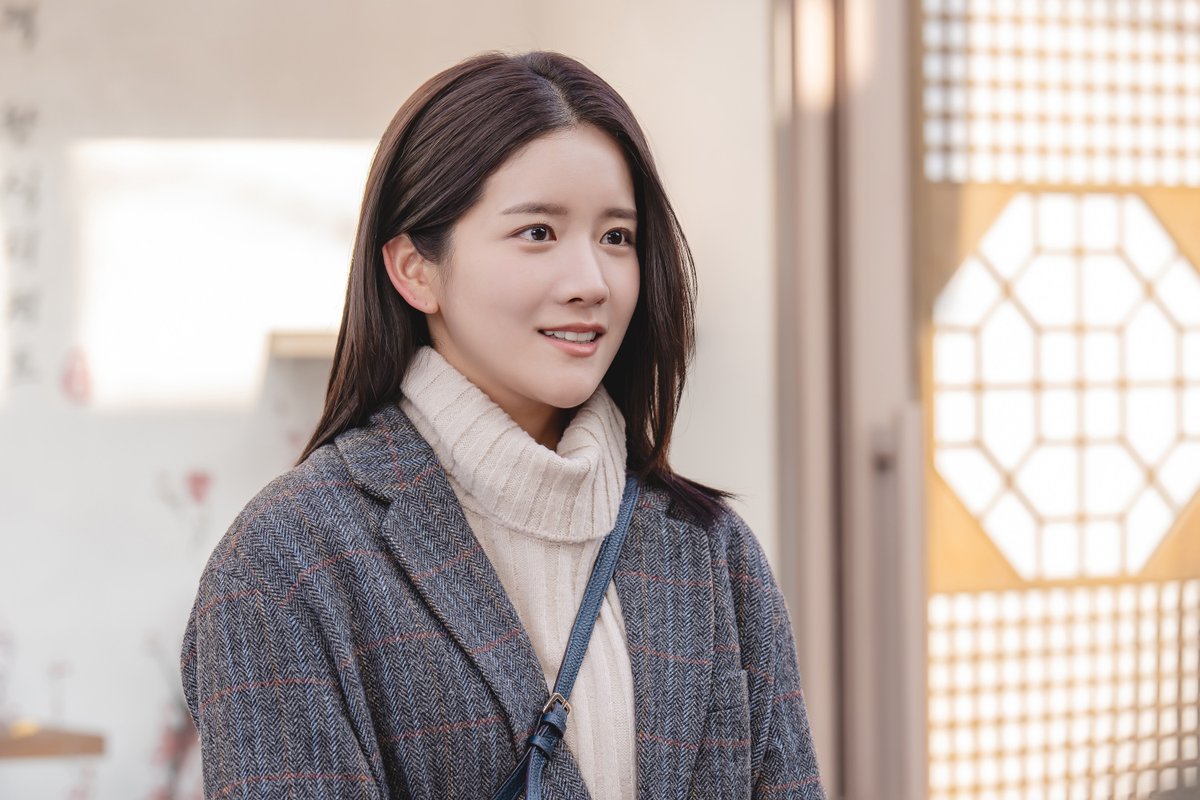 은실이는 T가 확실합니다.
큐T 프리T 은실이 보고 힘내기😉

▶️웨이브, 넷플릭스 : 월, 화 오후 5시
▶️티빙, 왓챠 : 월, 화 오후 7시
▶️MBN플러스 : 월, 화 오후 9시
▶️MBN : 토, 일 오전 1시 40분

#허식당 #추소정 #우주소녀
#HeosDiner #ChuSojung