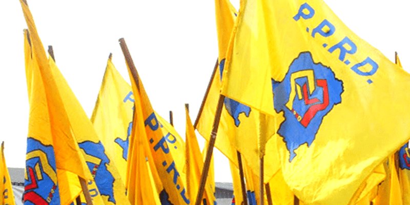 <a href="/pprdofficiel/">PPRD</a>: le PPRD étant un parti de masse,il recommande tout ses partisantes a vivre dans l'unité, car qui dit masse dit la population, arranger derrière leurs leaders visant un même idéal pour l'intérêt de tous.
Voilà le point de divergence avec ce parti qui est au pouvoir