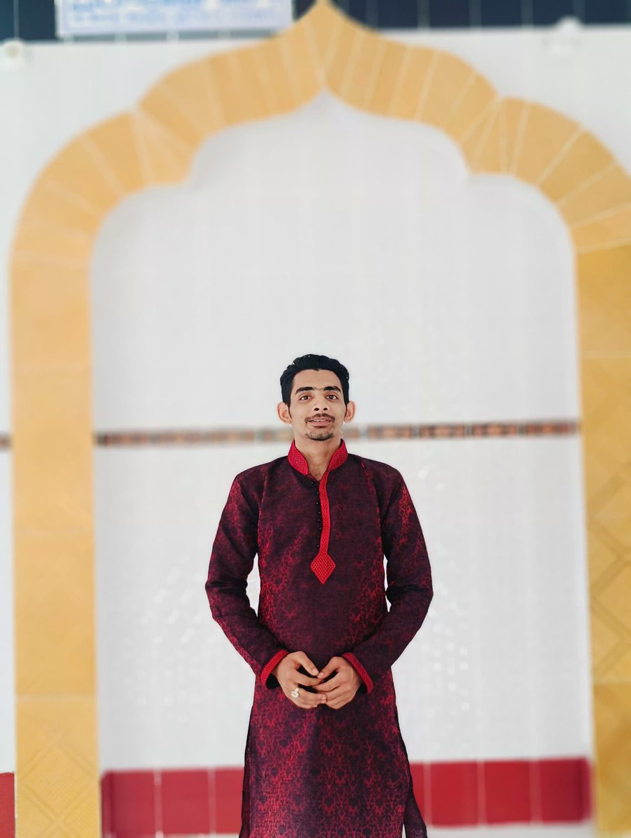 AriyanMahbub8's tweet photo. ঈদ মোবারক 🕌😍 https://t.co/lsuzNlgZII
