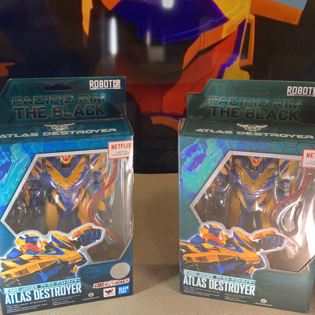Kaiju_Rampage's tweet photo. Atlas Destroyer Real(left) vs Bootleg(right)
Can you spot the differences?
#bandai #pacificrim #tamashinations #pacificrimuprising #pacificrimtheblack #atlasdestroyer #jaeger #kaijurampage https://t.co/AegNmZTw98