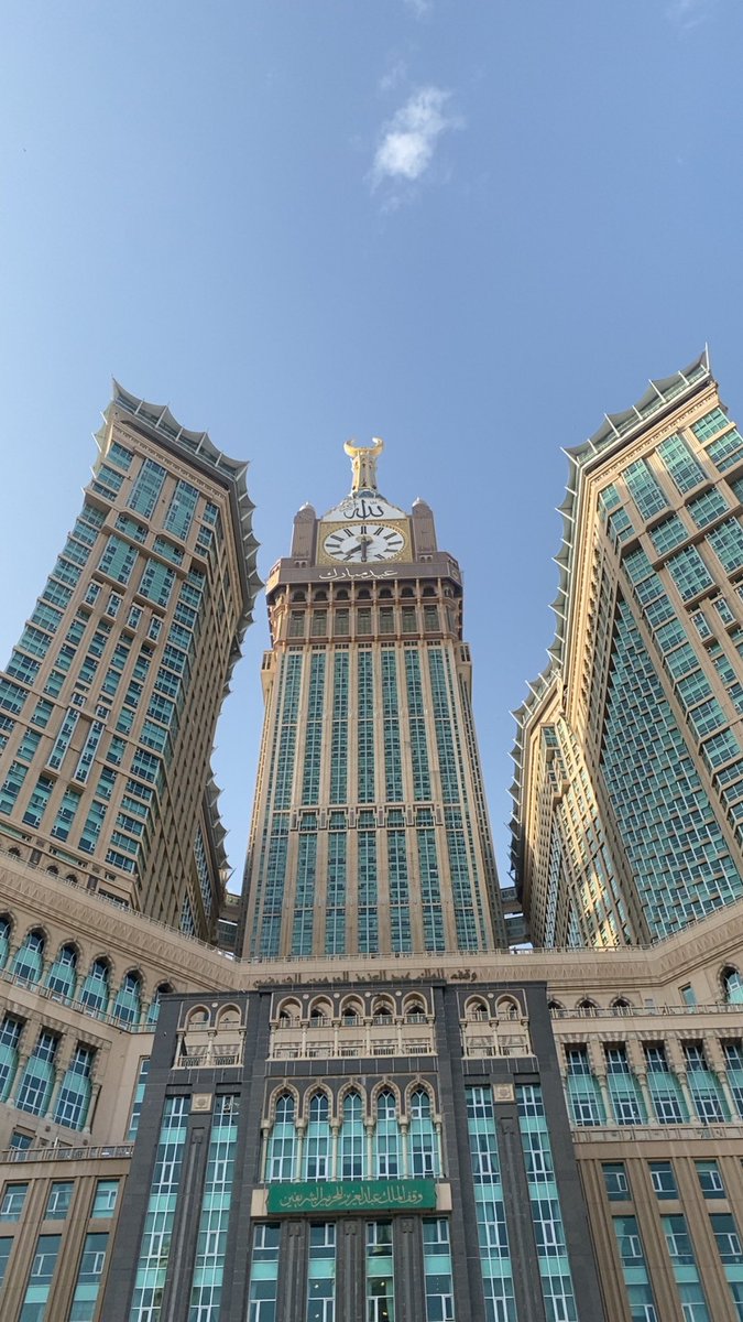 lliillx6_'s tweet photo. كُل عام وأنتم بخير ينعاد علينا وعليكم بالصحة والعافية يارب 🤍. https://t.co/L8cztimVqx