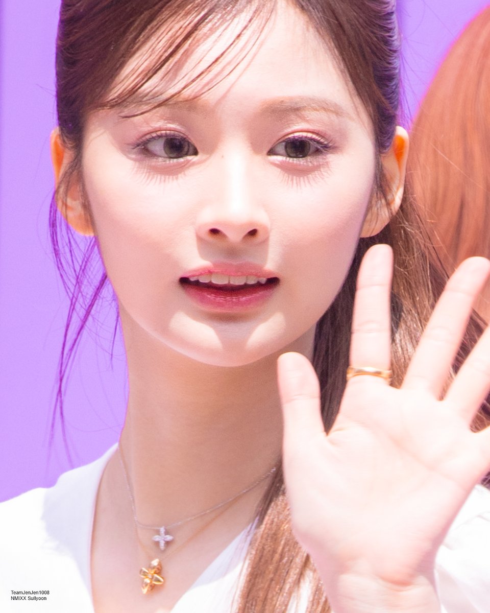 240425
#SULLYOON #설윤
#NMIXX #엔믹스
#AprilFoolsDay #만우절
<a href="/NMIXX_official/">NMIXX</a> 
<a href="/hourly_sullyoon/">Hourly Sullyoon</a>