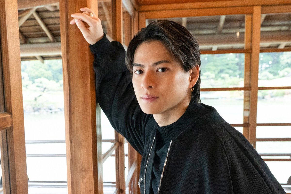 iza_edit's tweet photo. 【画像多数】Number_i「SONGS」に初登場！「JELLY」をテレビ初披露　トークで明かされる3人の思いとは　4・10オンエア

▼詳細はこちら
https://t.co/ElOlF0RAXN https://t.co/RDfLBeQGvw