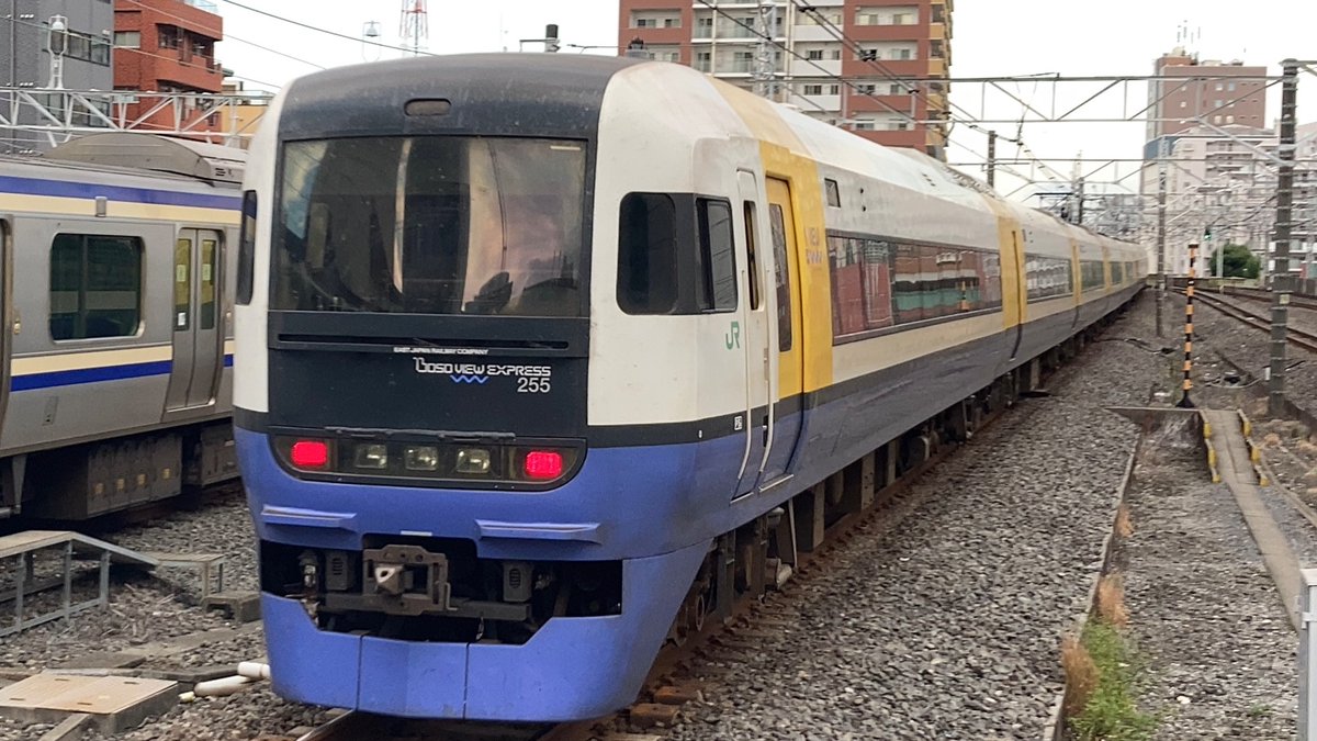 jo22kin's tweet photo. おやすみなさい
#いいねした鉄道ファン全員フォローする
#RTした鉄道ファン全員フォローする https://t.co/LBD3FdQDRC