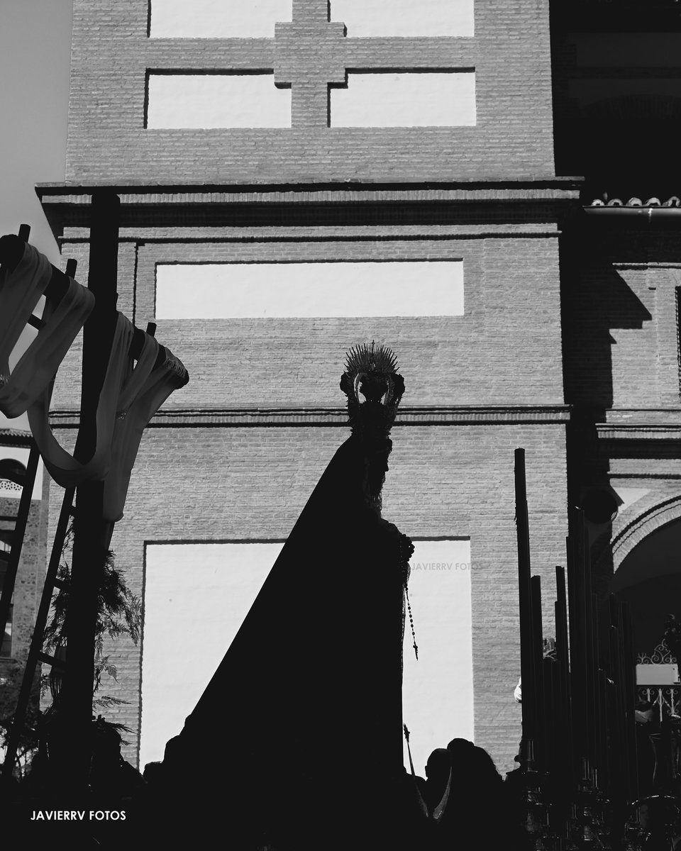 𝐕𝐈𝐒𝐏𝐄𝐑𝐀𝐒 | Salida procesional de Nuestra Señora del Sol, 2025.

<a href="/ntrasradelsol/">Grupo Parroquial Ntra.Sra.del Sol</a> 

📸 <a href="/javierrvfotos/">Javier RV</a> 

 #semanasanta #andalucia #españa #SemanaSantaMalaga #CofradiasMLG