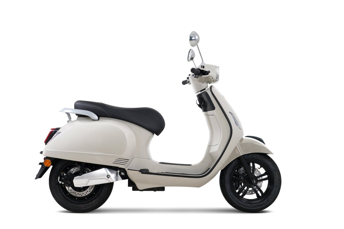 PAI_Official314's tweet photo. Embodying the perfect blend of style and functionality, this sleek ride offers top-notch performance and ample storage space. #U1 https://t.co/lFiJkUUM9D