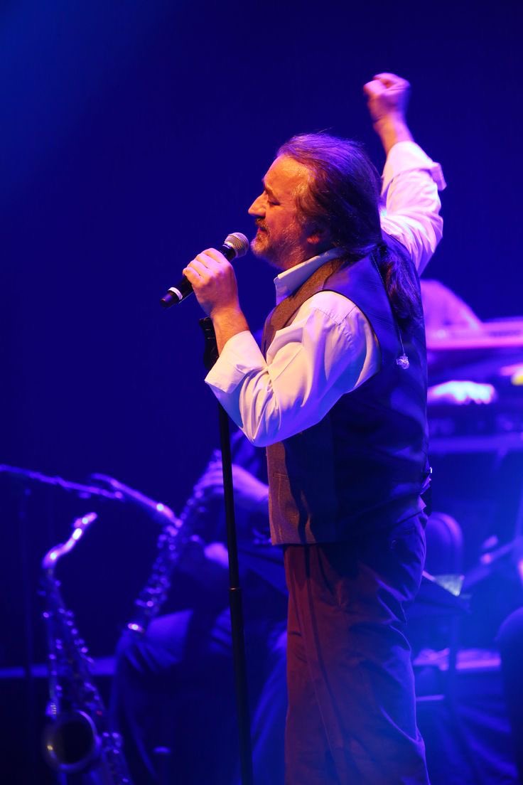 Şarkıların yankılanacak sonsuzlukta...