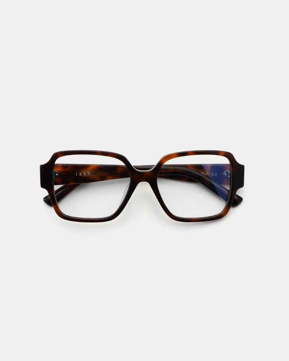 lash_seoul's tweet photo. 歌手ロイキム着用

モデル名👓 : BELLA C2

[BELLA C2]    
サイズ : 56□19 150
価格 : ¥28,500  
素材 : アセテート

 #로이킴 #RoyKim @roykimmusic @roykim_official #RoyKim #Roy #RoyActually #로이킴 #있는모습그대로 #내게사랑이뭐냐고물어본다면 #GQKOREA https://t.co/WcVkudoLRH