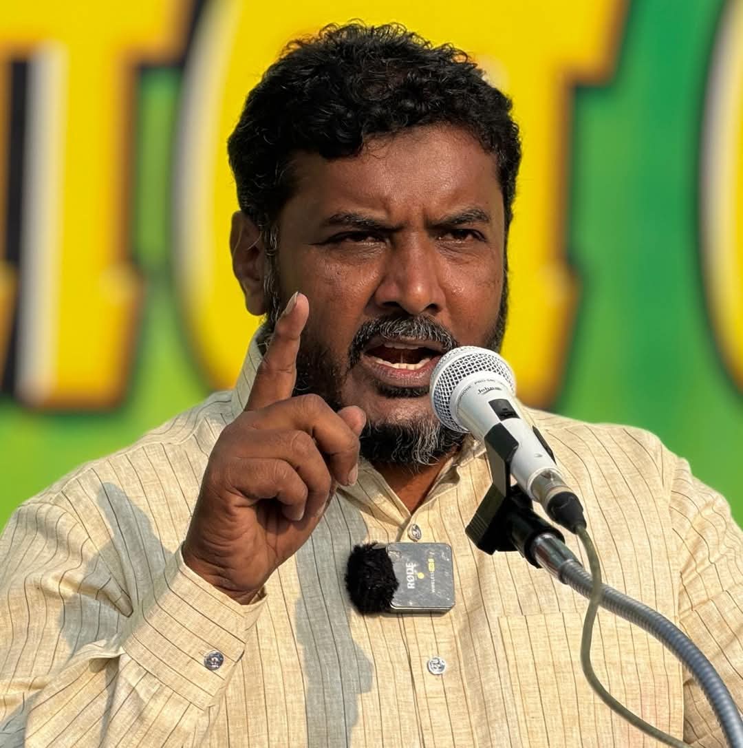 tntjho's tweet photo. மதுரை தமுக்கம் மைதானத்தில் 

மதுரை மாவட்ட தவ்ஹீத் ஜமாத் சார்பாக நடைபெற்ற பெருநாள் தொழுகை

ஆயிரக்கணக்கானோர் பங்கேற்பு https://t.co/t3aCKfmtJx