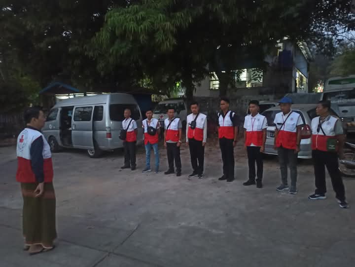 MyanmarRedCross's tweet image. 🚑 #Deployment Update

Trained Red Cross Volunteers from #Kayin and #Mon are heading to Yangon for a briefing before deploying to support the #earthquake response in #Mandalay &amp;amp; #Sagaing.