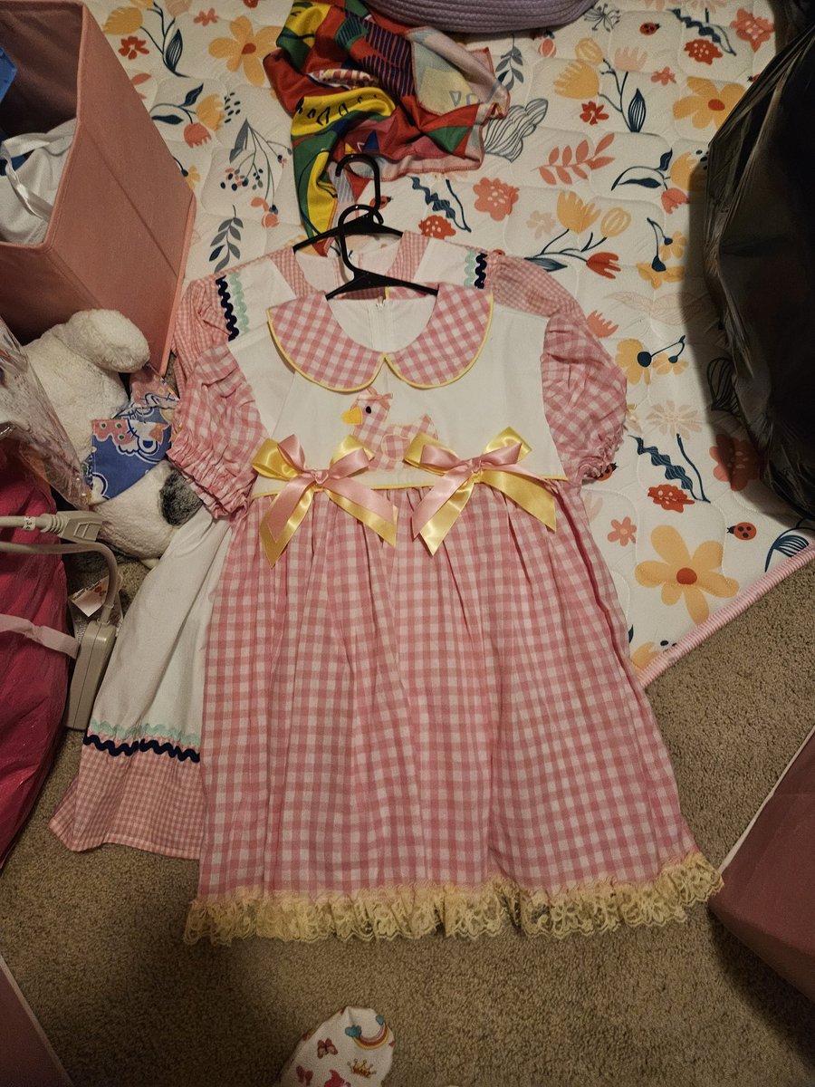 Izzy-Belle ABDL 💫🐝 tweet media