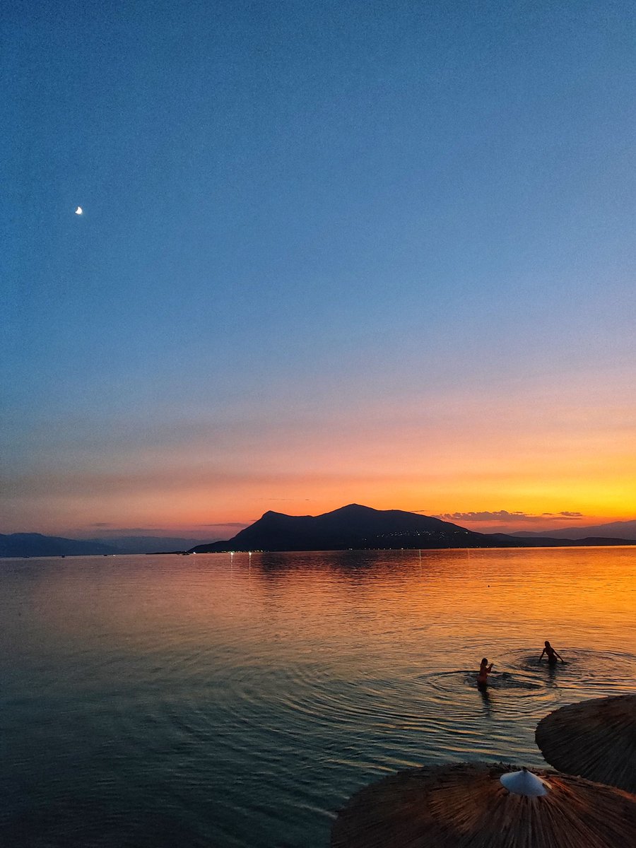 ΑνθρωΠΟΙΑ tweet media