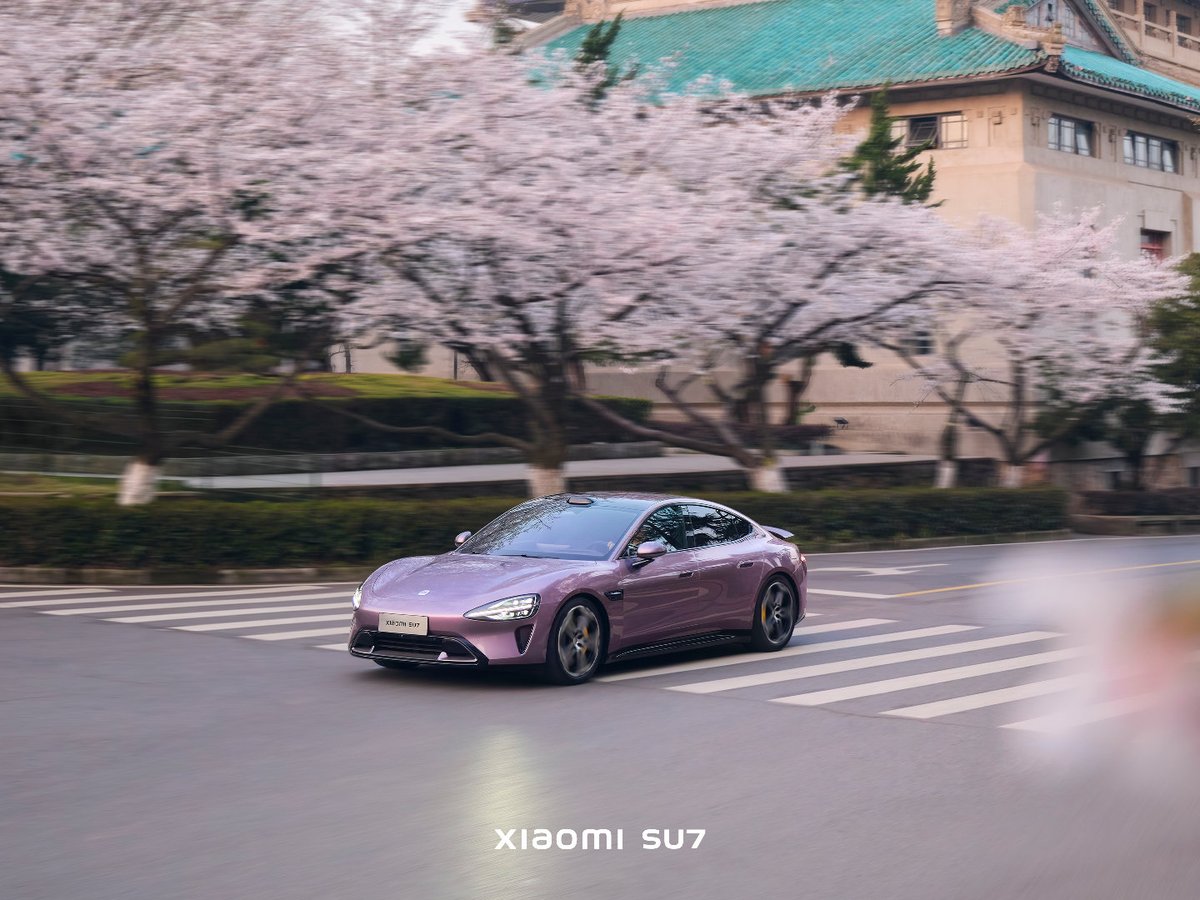 From Xiaomi YU7 to the SU7 and SU7 Ultra, every model in the Xiaomi EV family speaks the same design language: timeless elegance. 

Which one speaks to you?