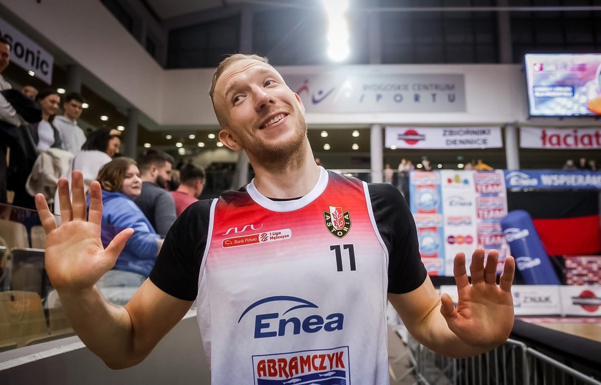 KK_Astoria's tweet photo. Dzień dobry #AstaFans! 🥰 #1lkosz https://t.co/RqkLU1laz5