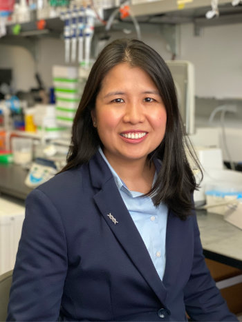 RNASociety's tweet image. We are delighted to announce our next RNA Society Member Spotlight!
rnasociety.org/dr--diana-dou
Dr. Diana Dou is a young investigator who has recently started her own research group at Duke University. In this RNA spotlight, written by Dr. Paula Groza and edited by Dr. Anna…