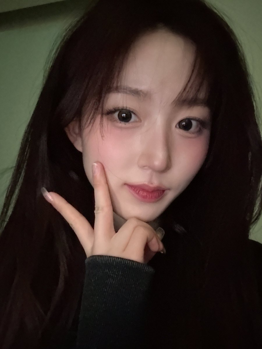 nmixxpics_'s tweet image. 250331 🐻🫧 (1/2)