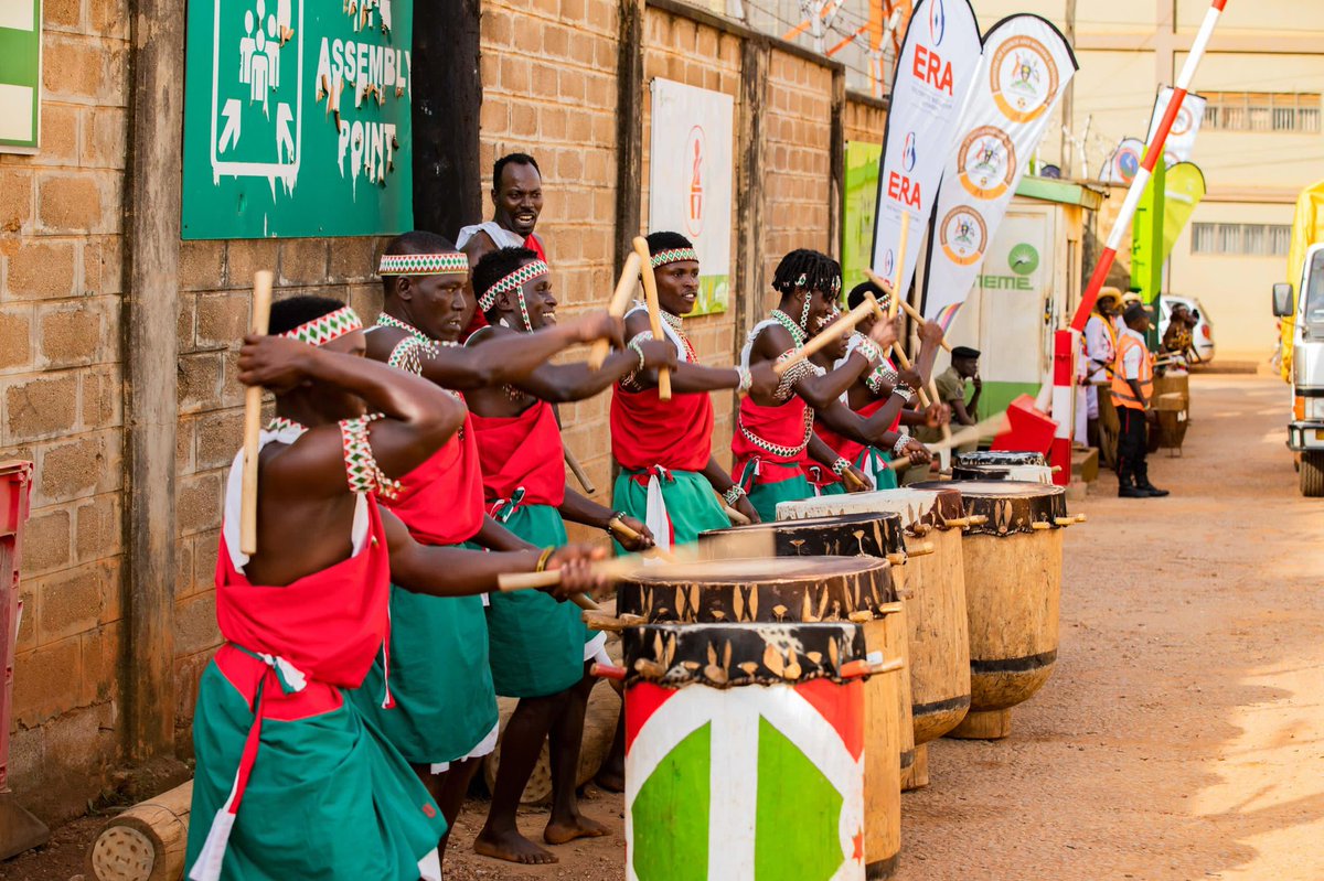 uetcl's tweet image. Good morning from the @UmemeLtd Lugogo Office to witness #TheBigSwitch from UMEME to @UEDCLTD.