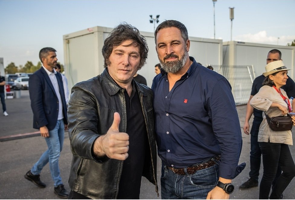 Lola 💜💜💜 tweet media