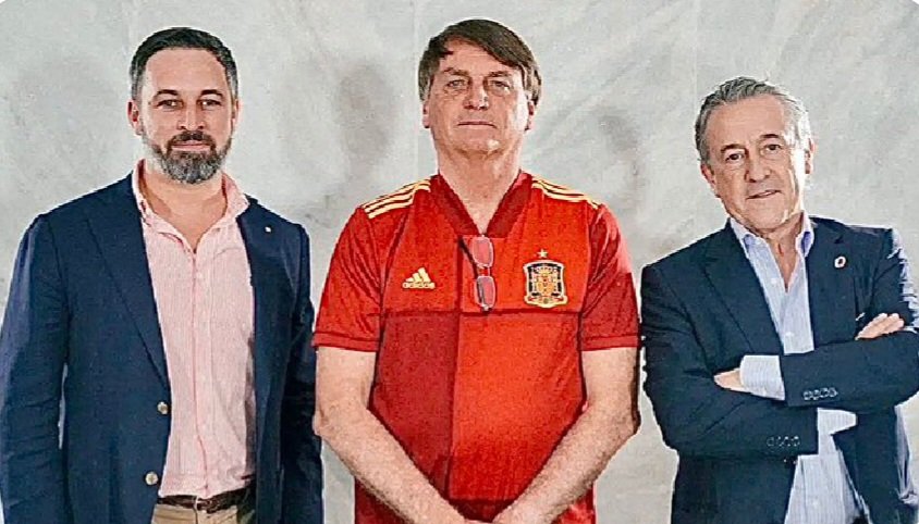 Lola 💜💜💜 tweet media