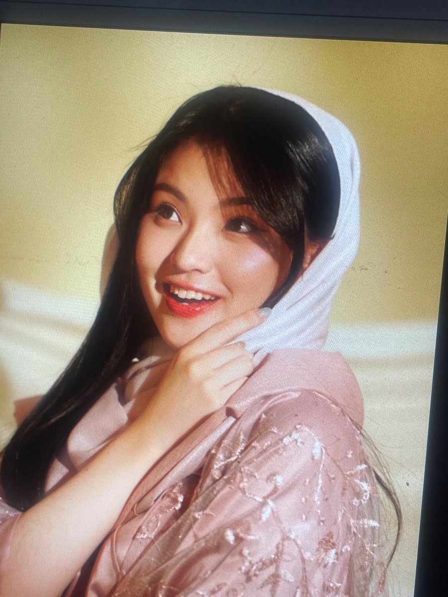 Selamat hari raya idul fitri!🙏 Selamat berkumpul bersama keluarga dan saudara”! Mohon maaf ya kak kalau ada kesalahan 🙏😊 ❤️