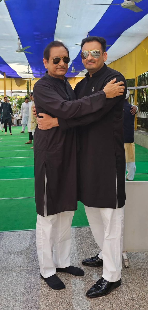 MLA Yusuf Salahuddin (@yusufrjd) on Twitter photo हर ख्वाहिश हो मंजूर -ए-खुदा
मिले हर क़दम पर रज़ा -ए-खुदा
फना हो लब्ज़ -ए-गम यही है दुआ,
बरसती रहे सदा रहमत -ए-खुदा।
ईद मुबारक!
<a href="/RJDforIndia/">Rashtriya Janata Dal</a> <a href="/saharsa_rjd/">RJD Saharsa</a> हर ख्वाहिश हो मंजूर -ए-खुदा
मिले हर क़दम पर रज़ा -ए-खुदा
फना हो लब्ज़ -ए-गम यही है दुआ,
बरसती रहे सदा रहमत -ए-खुदा।
ईद मुबारक!
<a href="/RJDforIndia/">Rashtriya Janata Dal</a> <a href="/saharsa_rjd/">RJD Saharsa</a>