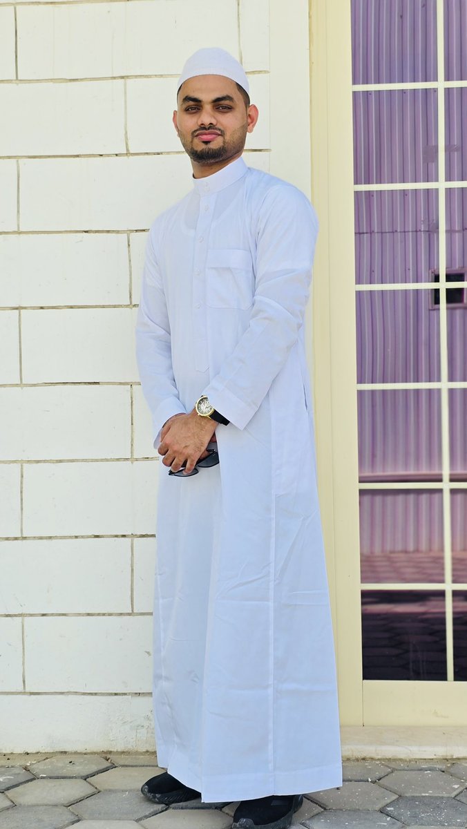 Syedfaris_7's tweet photo. Happy Eid To All 🤍
#EidMubarak2025 https://t.co/uTX7583OGG