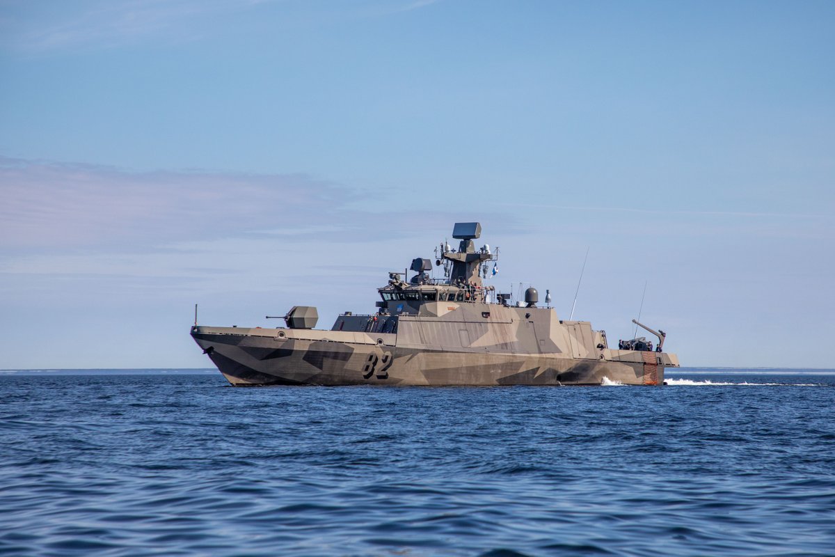 🇫🇮 FNS Hanko, a Hamina-class fast-attack missile craft, joined Standing <a href="/NATO/">NATO</a> Maritime Group 1 today in the Baltic Sea to continue vigilance activities in support of Baltic Sentry.
#BalticSenrty is an enhanced military presence in the Baltic Sea that emphasizes monitoring