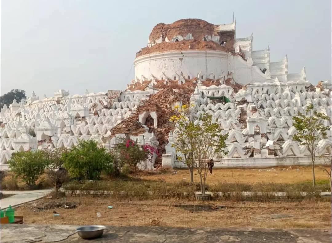 Myatheindan Pagoda in Mingun, built in 1816 by King Bagyidaw. How it stood in 2015 when I last visted, and how it looks after the earthquake. #Myanmar