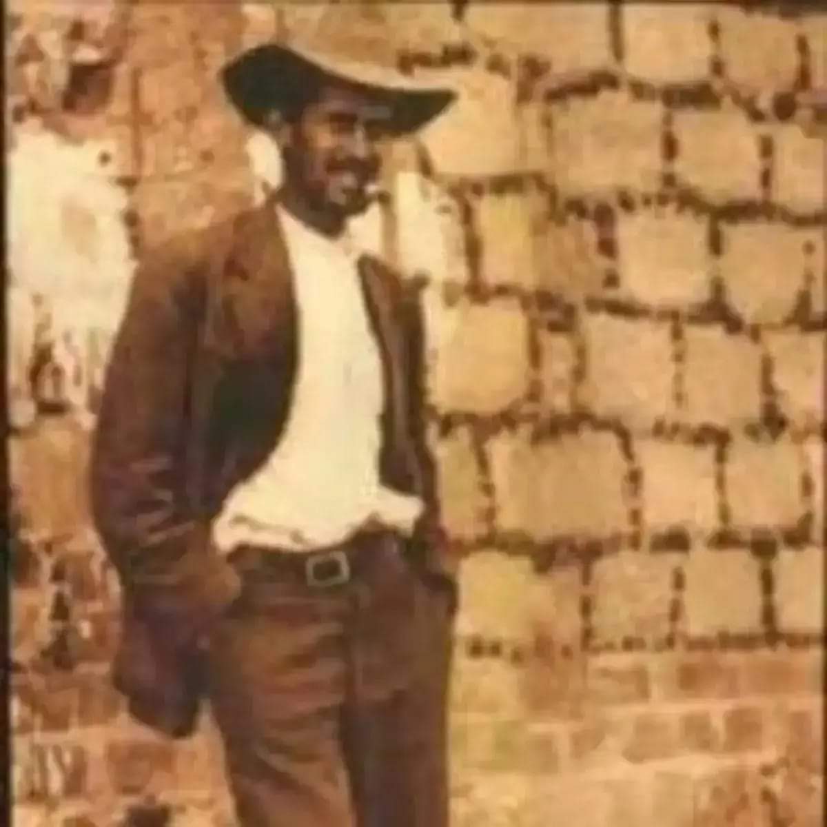 Χωρίς  Εργατική  Δημοκρατία  είδαμε  που κατάντησαν οι ,,φωτισμενες,, πρωτοπορίες των χωρών του  πρώην  Ανατολικού  μπλοκ