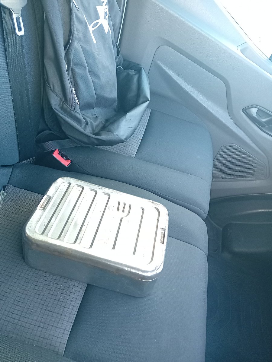 TheSuperpigeon's tweet image. 6am start for the high mileage lunch box to start the week in Harlow. Followed by Romford until Thursday, then Spain. #DriverTraining #OldFaithful