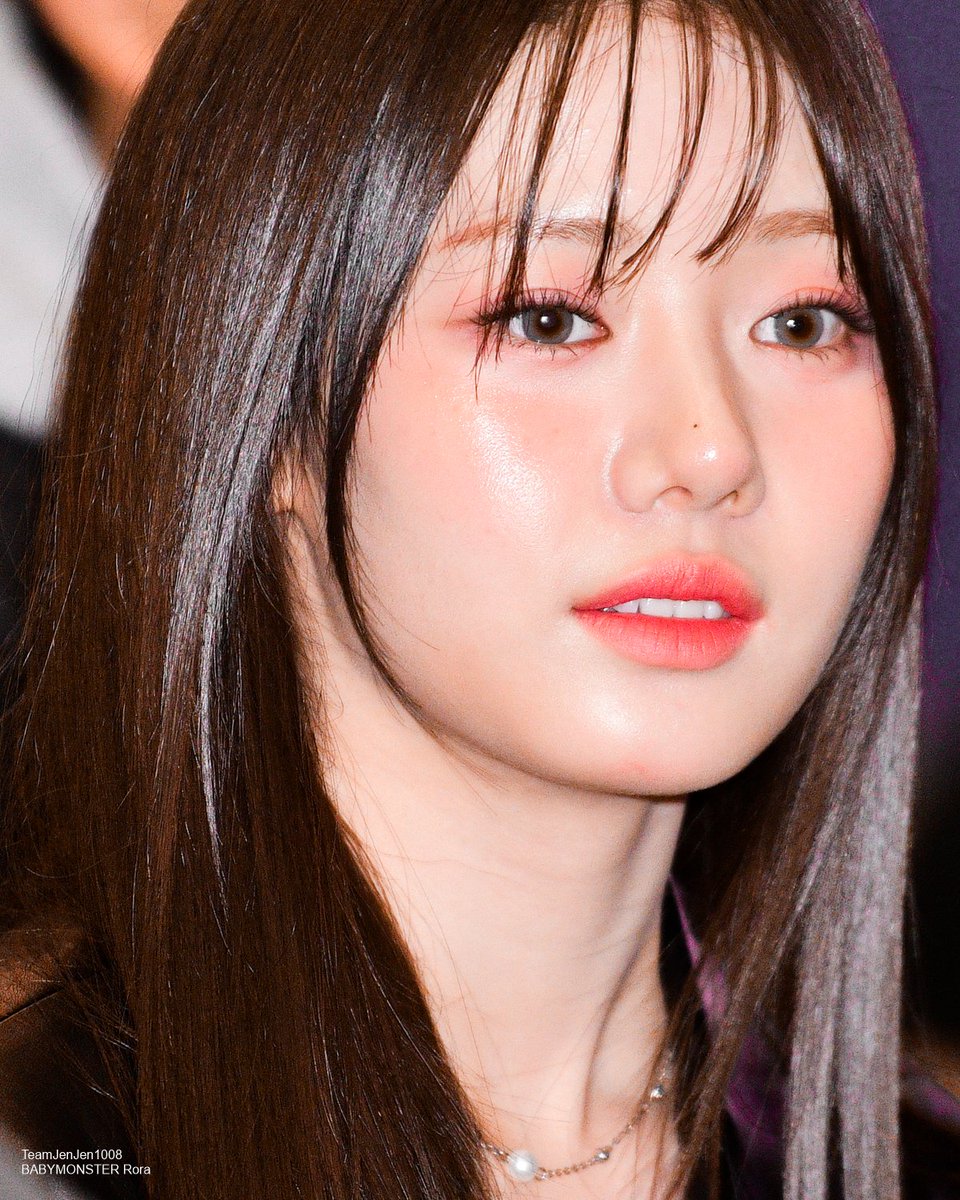 241212
#RORA #로라
#BABYMONSTER #베이비몬스터 
#AprilFoolsDay #만우절
<a href="/YGBABYMONSTER_/">BABYMONSTER</a>