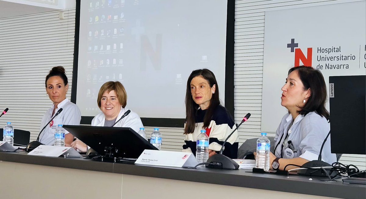 Una de las mesas de la 1° Jornada del proyecto NRC: puntos clave para la investigación enfermera: formación, participación, capacitación y reconocimiento 👉  #NRC #HUNa