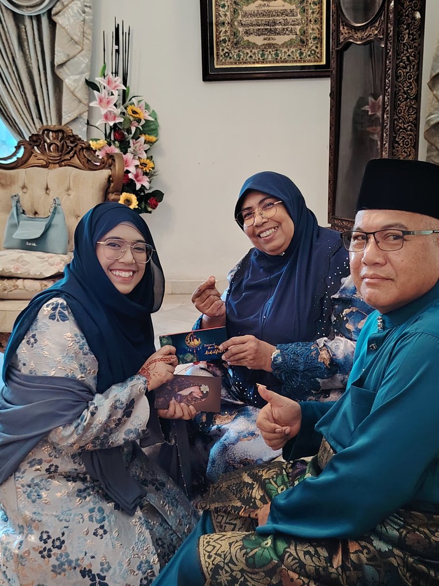 Puteri N. Balqis 🍉 tweet media