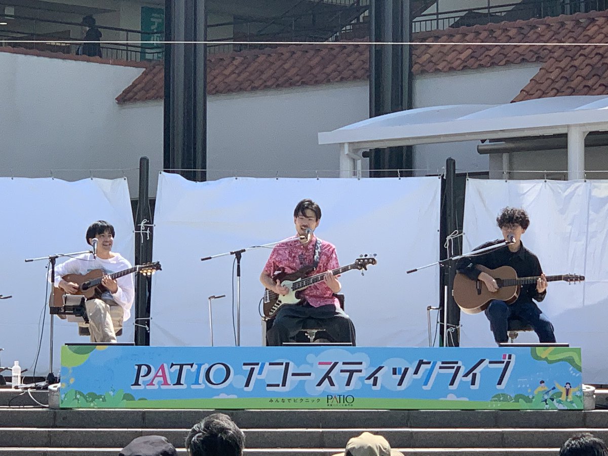 nextsensationjp's tweet photo. 久しぶりのピィとの再会、
馴染みのミュージシャンがたくさん出演。
素敵なMCお嬢。
そしてなにより尊敬する先輩との現場。
最高。
須磨パティオリニューアルオープン、おめでとうございます！ https://t.co/kbfbfdvjfC