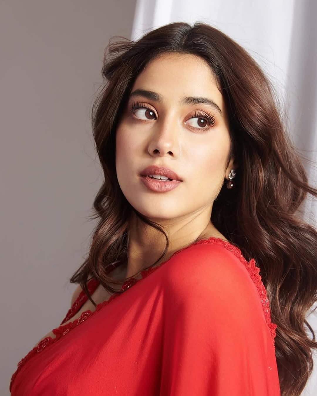 GnX0Tehb0AA-l31?format=jpg&name=large