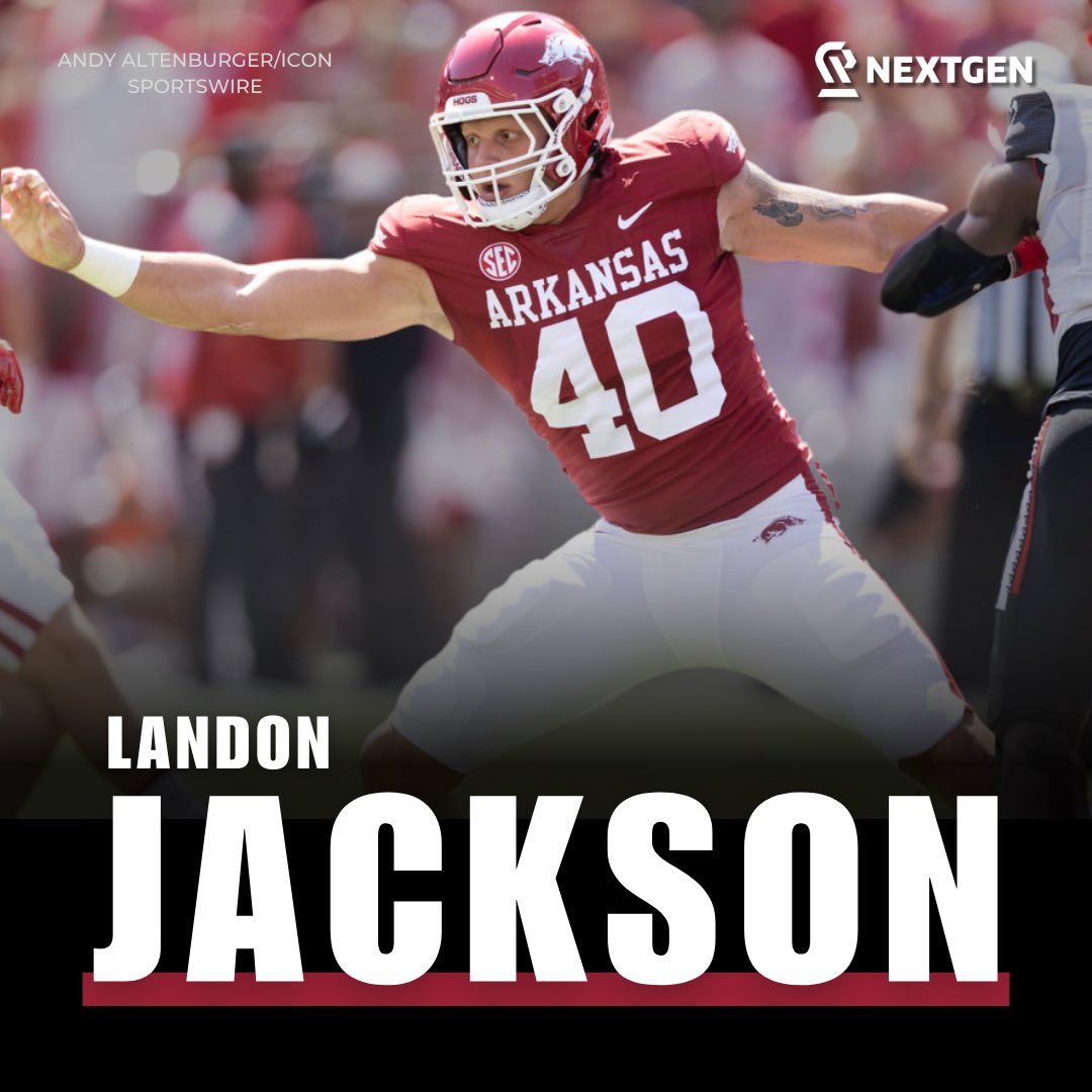 DRAFT ALERT: 

Arkansas Razorback EDGE Landon Jackson at the NFL Combine:

🔵 6’6 • 264
🔵 90 CSPD (40 yard) (Crosby)
🔵 98 VEXP (Vert Explosion) Garrett)
🔵 96 BEXP (Broad Explosion)