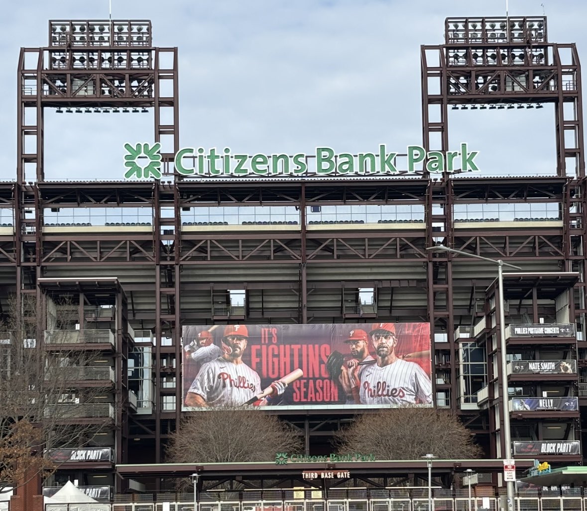 The home opener is here

The Phillies are back at CBP