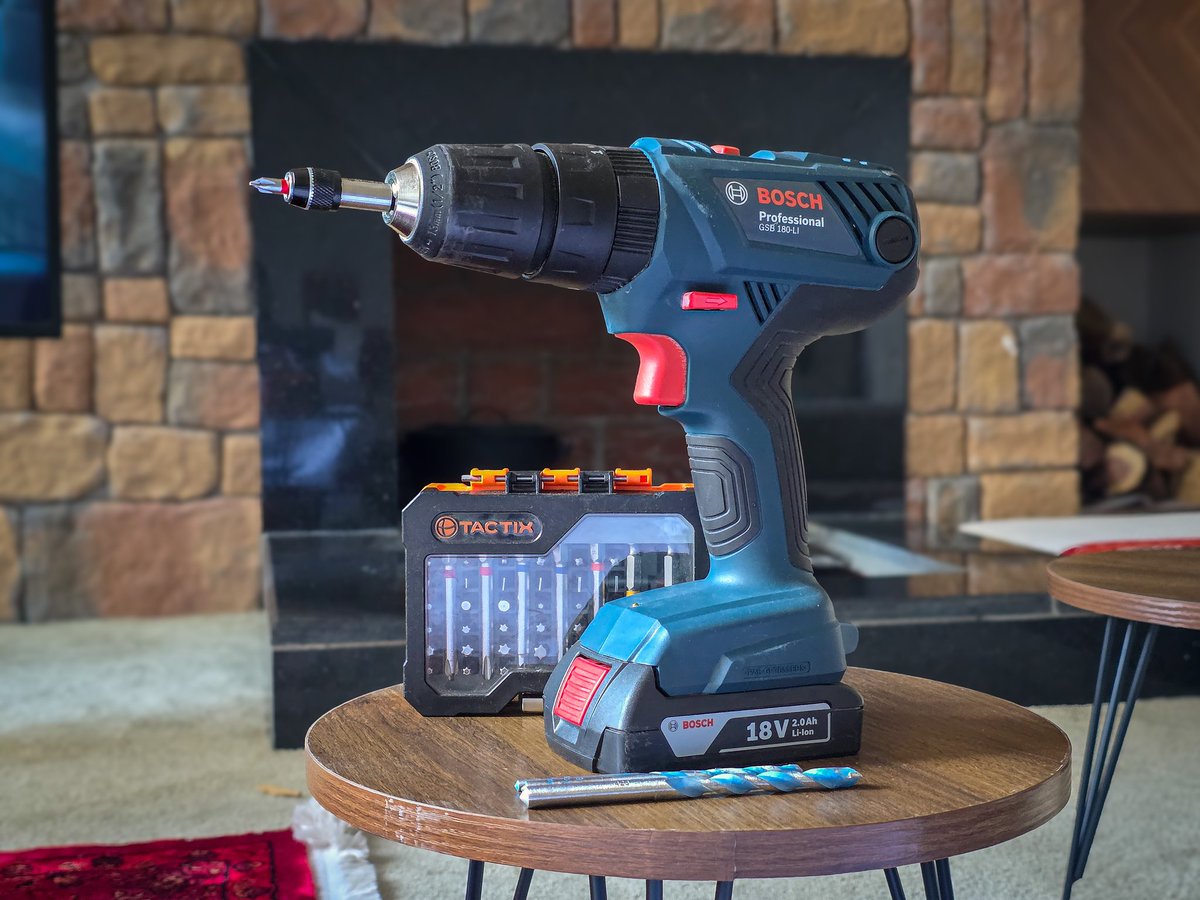 على كثر العدد اللي اشتريها، أشوف هذي من أفضل الأشياء اللي استخدمها بشكل مستمر لكل أعمال المنزل، خصوصا ريش بوش expert تحفر كل شيء سواء خشب حديد بلك