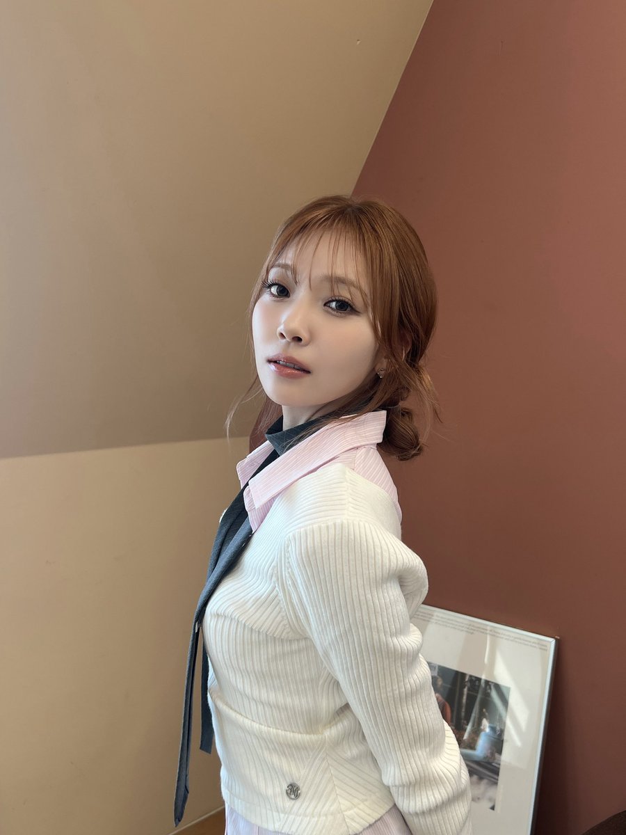 [#NiziU_CAM]

오늘은 한국 컴백날‼💗
앞으로의 활동도 많관부(ᴗ͈ˬᴗ͈)ഒ

#NiziU #니쥬
#LOVELINE
#NiziU_LOVELINE
#NiziU_Korea_Comeback
#니쥬한국컴백