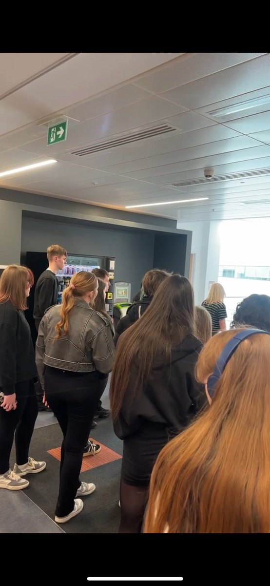 RoutesforallUWS's tweet image. Huge thanks to @AyrshireColl Kilmarnock Campus for an amazing tour for our pupils from @Auchenharvie  &amp;amp; @IrvineRoyalAcad. They got to experience the hands-on learning and engaging college environment. Such a valuable insight into future opportunities! 🎉